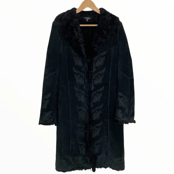 Express Black Leather Jacket Classic Style - Picture 3 of 16